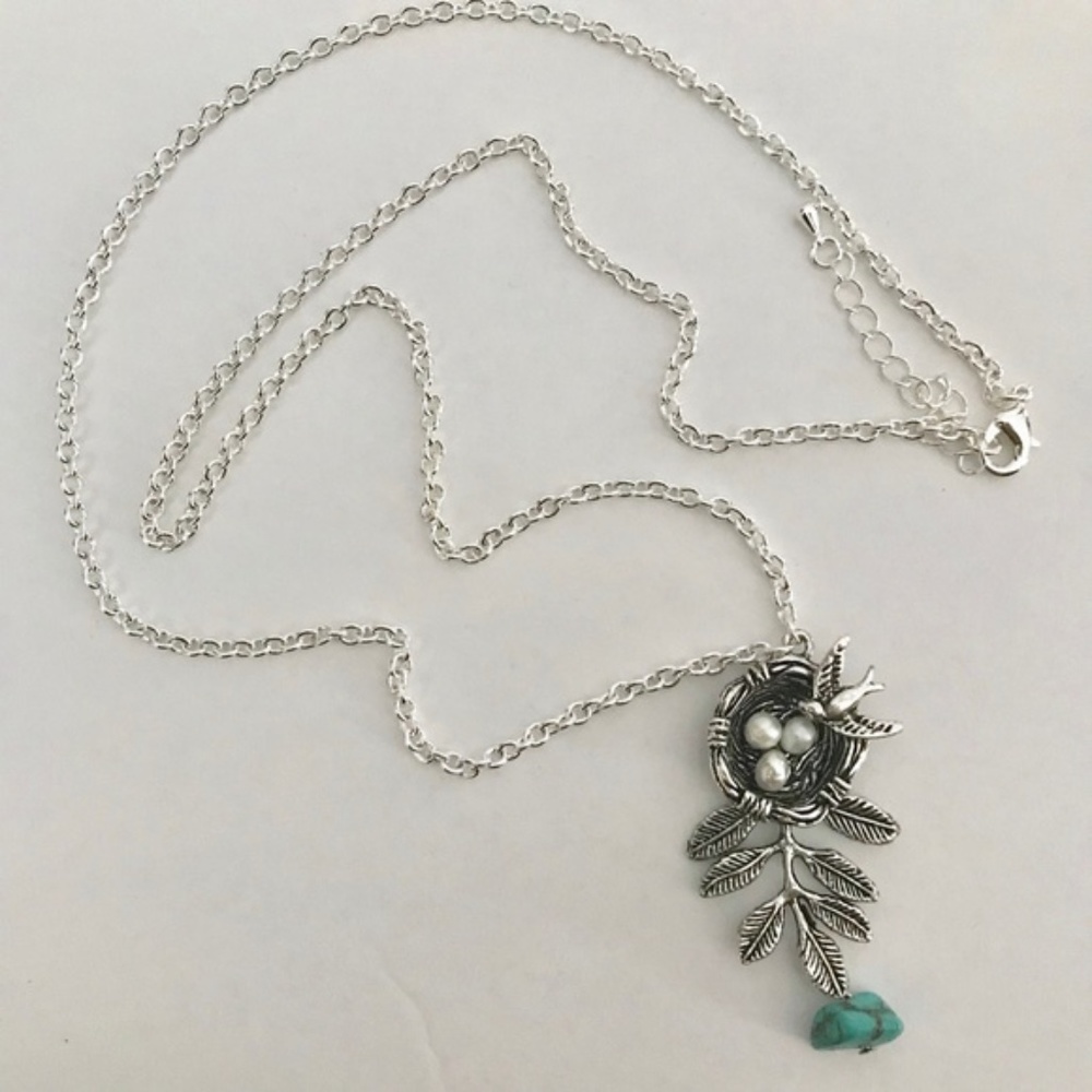 NWOT Bird Nest Branch Silver Tone Pendant Necklace - Picture 4 of 10